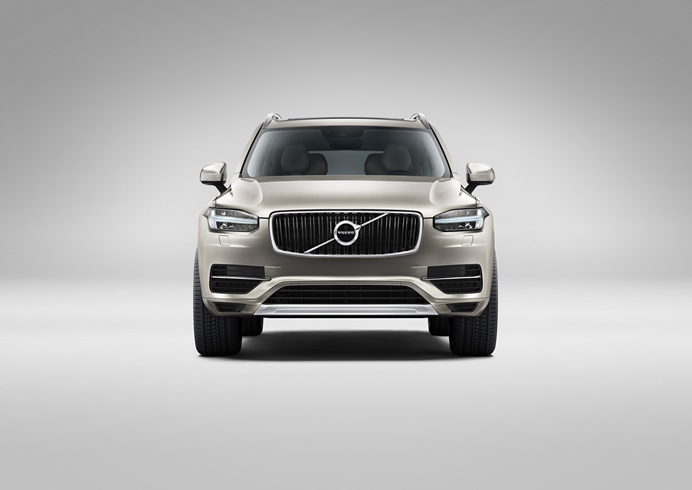 2015-volvo-xc90-15-1