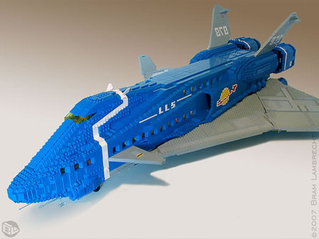 Classic_Lego_Space_Liner_1.jpg