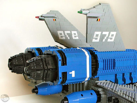 Classic_Lego_Space_Liner_7.jpg