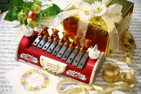 teddy music box